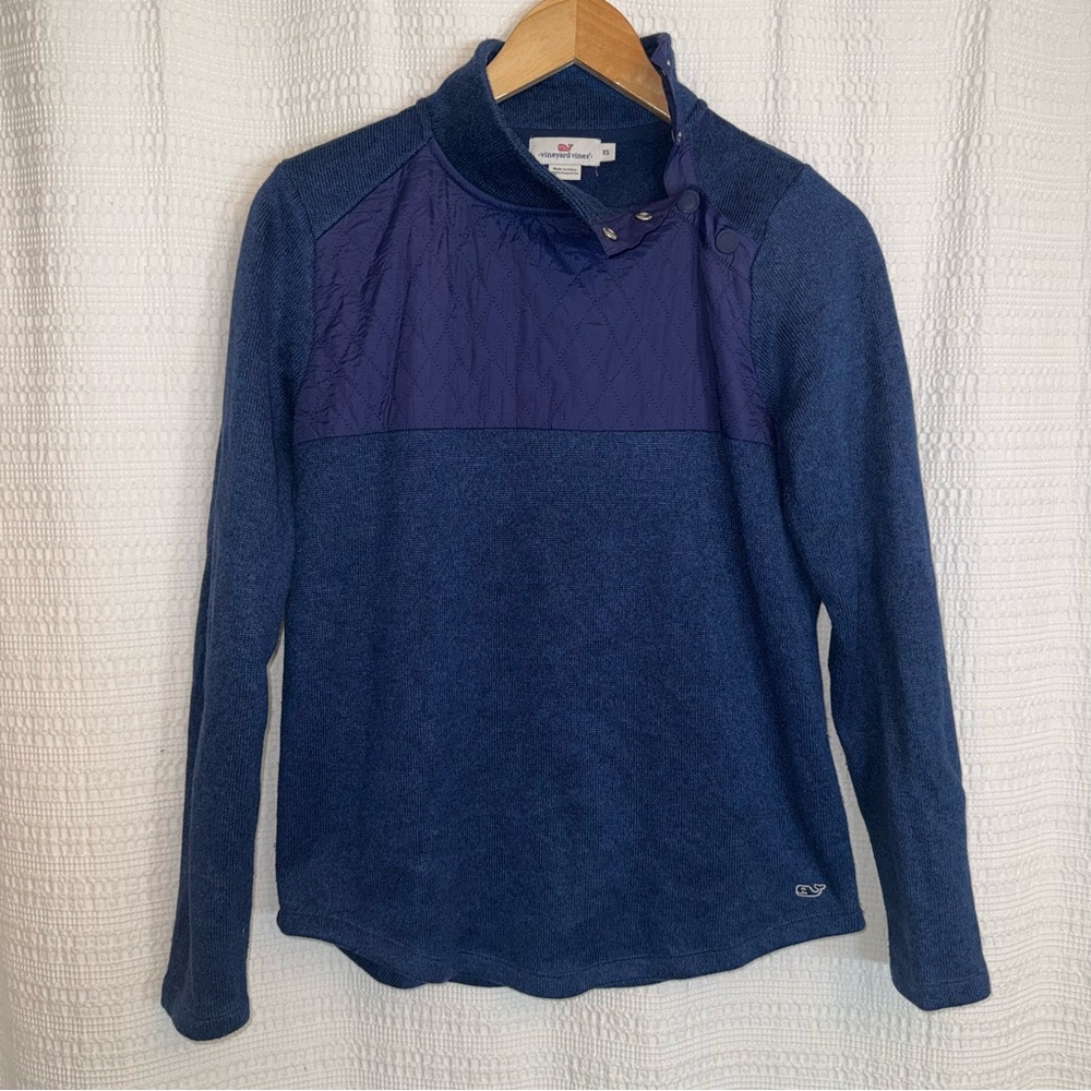 Vineyard Vines navy blue snap-button quilted knit pullover